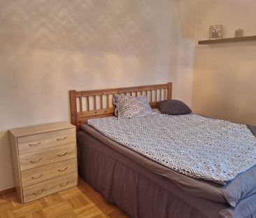 Gamla Huddingevägen, Älvsjö - Photo 1