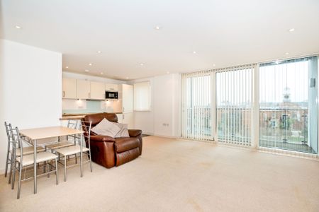 2 bedroom apartment to rent The Blue Building, Gunwharf Quays, Portsmouth, PO1 - Photo 5