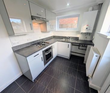 A 3 Bedroom Semi-Detached - Photo 6