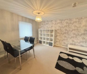 2 bedroom apartment to rent - Photo 3