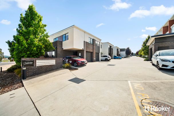 31/2 Rouseabout Street, Lawson ACT, Belconnen - Photo 1
