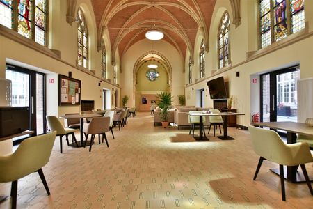 Prachtige assisentiewoning in het beschermd monument genaamd "Zwartzusterklooster" gelegen in het hartje van Dendermonde. - Foto 3