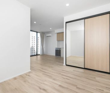 Brand New Studio Apartment in Victoria Tower - Photo 2