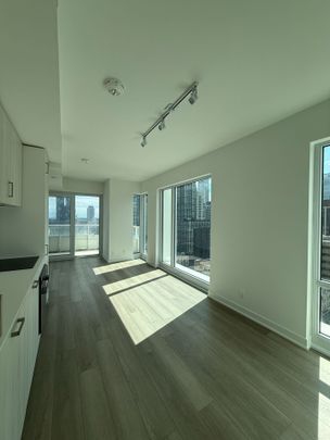 For Lease - 88 Queen Street Unit# 1510, Toronto, Ontario - Photo 1