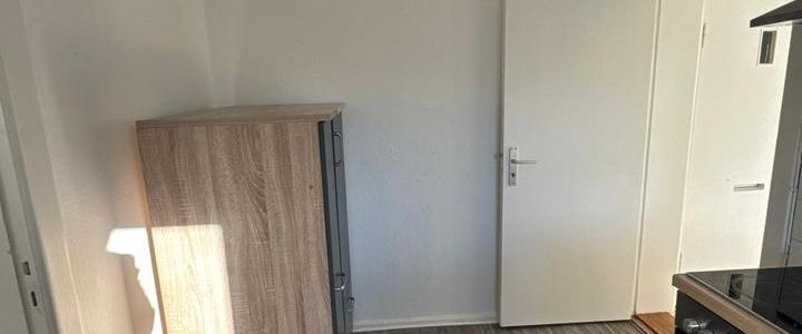 Schöne 2-Zimmer-Dachgeschosswohnung in der Tilsiter Straße (Mürwik) - Foto 1