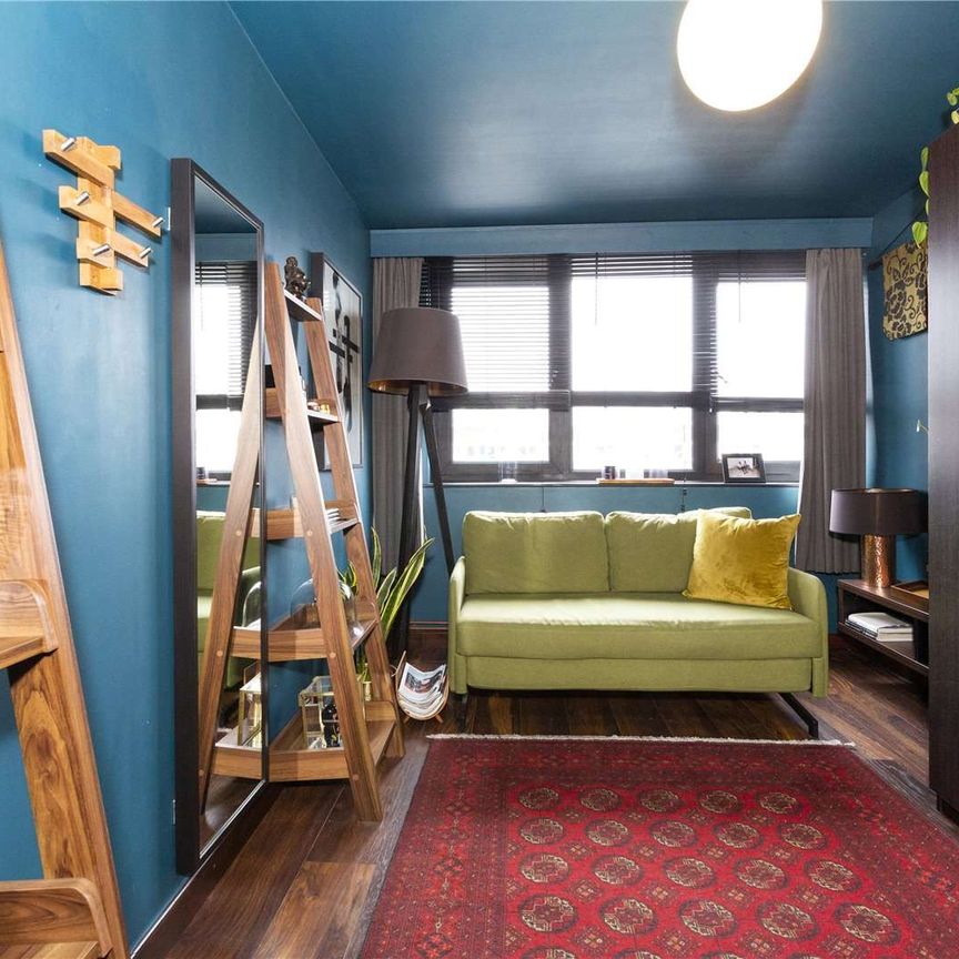 Upper Hawkwell Walk, Islington, London, N1 8TQ - Photo 1