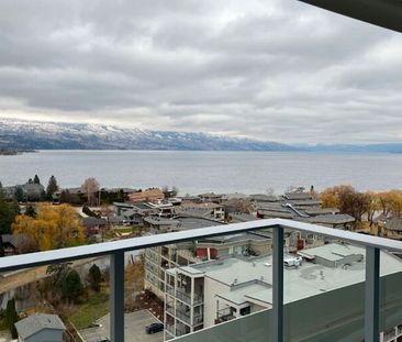 Luxury Sub Penthouse at Aqua-STUNNING VIEWS, a must see! - Photo 3