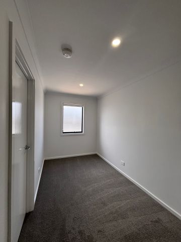 Modern Comfort and Style - A Perfect Place to Call Home - Photo 5