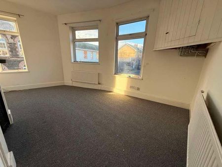 Richmond Road, Pontnewydd, Cwmbran, NP44 - Photo 2