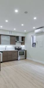 240 DURIE ST. #305 - 1BR/1BATH, LAUNDRY, NEWLY RENOVATED! - Photo 4