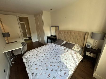 Room in a Shared Flat, Lawrence House, EC1V - Photo 4
