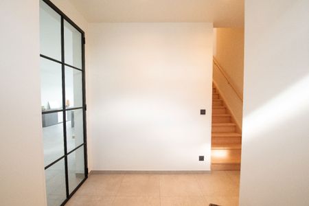Volledig instapklare woning met 3 slaapkamers en leuke tuin in Zulte - Photo 4