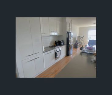Modern Apartment in Convenient Location - Photo 4
