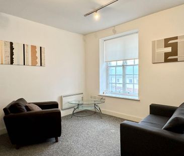 1 bedroom flat to rent - Photo 2
