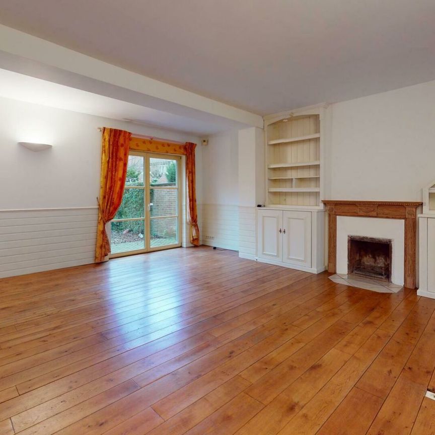 House for rent - Photo 1