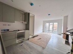 1 bed Flat for Rent - Photo 3