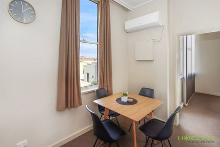 Fully Furnished 2 Bedroom in CBD - Photo 4