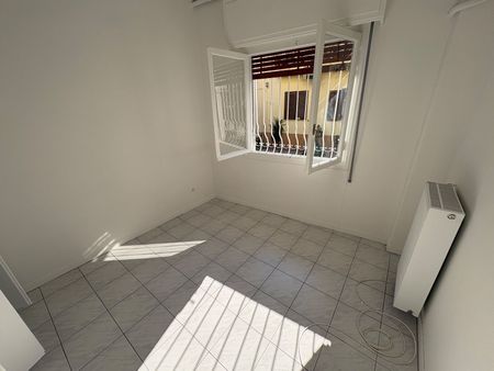 Διαμέρισμα για ενοικίαση Αγία Βαρβάρα Δάφνης (Δάφνη) - Photo 2