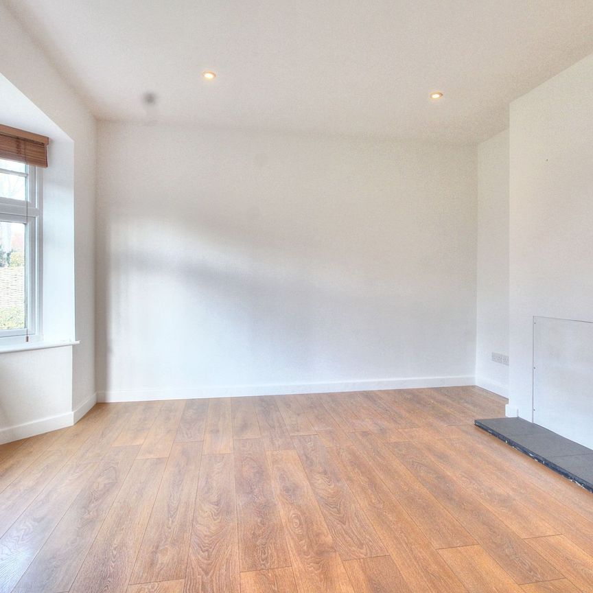 The Street, Bredfield, IP13 - Photo 1