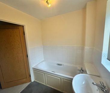 Heol Llinos, Cardiff - Photo 5