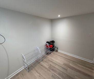 For Lease - 130 Duncanwood Drive Unit# 2, Toronto, Ontario - Photo 2