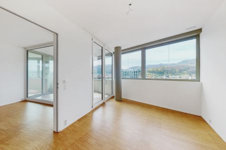 Living a staged life - Photo 3