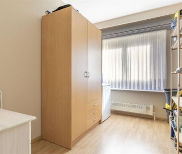 Gerenoveerd 3 slpk.-appartement met garage - Photo 3