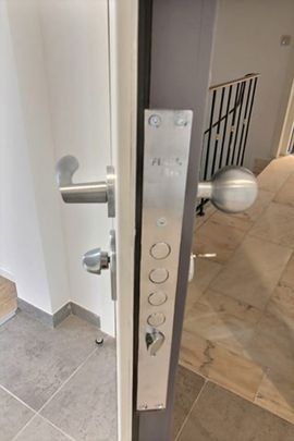 Appartement te huur - Photo 1