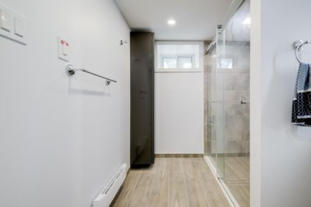 For Lease - 2556 Lake Shore Boulevard Unit# Lower, Toronto, Ontario - Photo 5