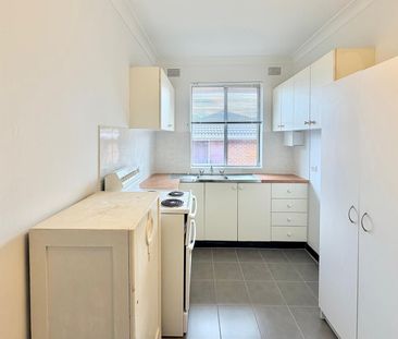 2 Bedroom unit with Carspace - Photo 4