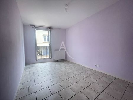 Location appartement 2 pièces, 50.00m², Saintes - Photo 3