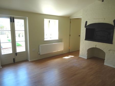 The Low Road, Drayton, NR8 6AA - Photo 3