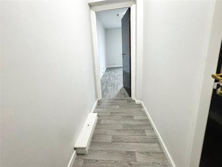 1 bedroom property to rent - Photo 5