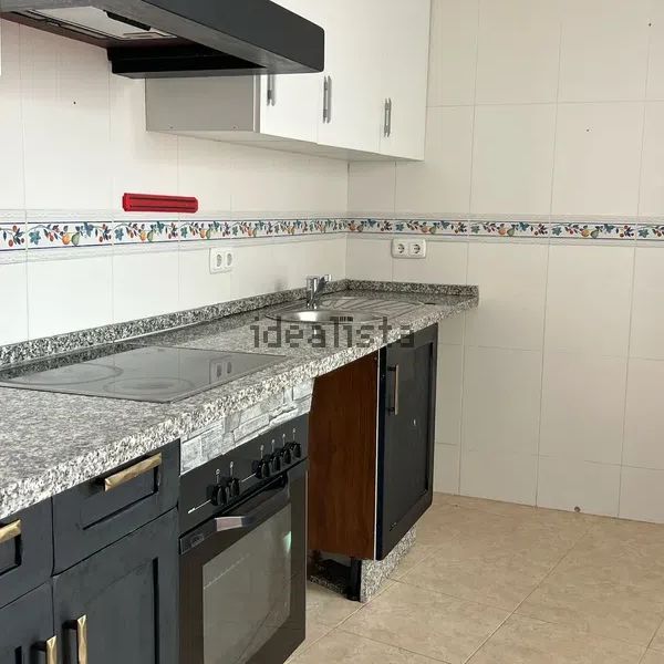 Alquiler de chalet adosado en CL Austria - Foto 1