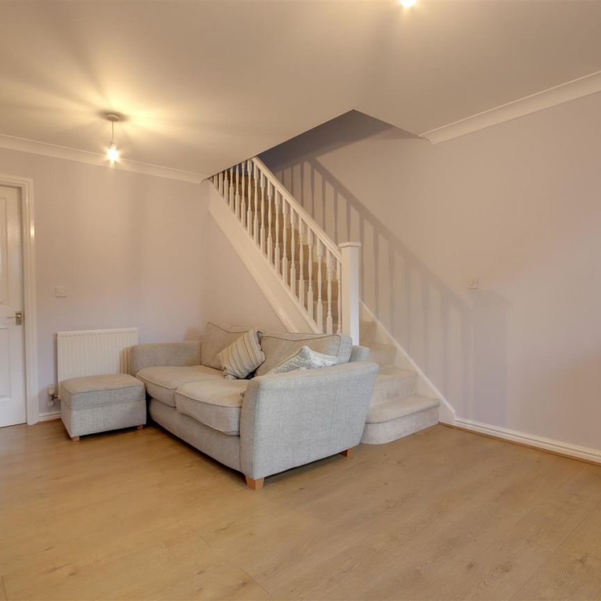 Court View, Stonehouse - Photo 1