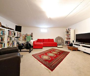 Schöne Doppelhaushälfte mit 5.5 Zimmern und atemberaubendem Blick a... - Photo 4