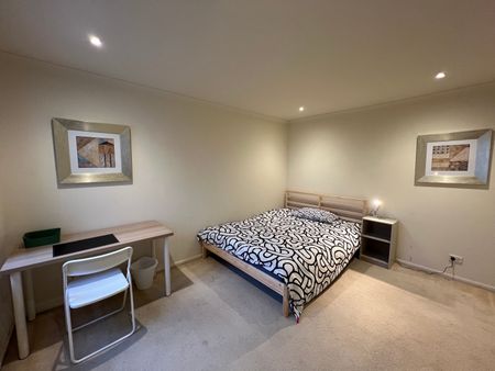 Northcote - Photo 3