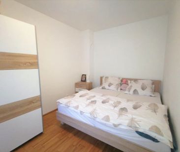 Teilmöblierte 2-Zimmer-Wohnung mit Loggia und extras im Haus! - Photo 5