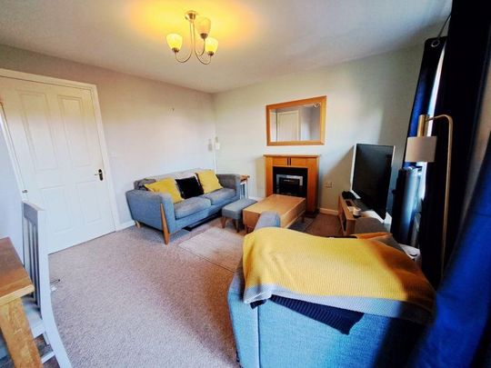 2 bedroom terraced house to rent - Photo 1