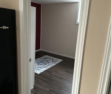 For Lease - 207 Otterbein Road, Kitchener, Ontario - Photo 6