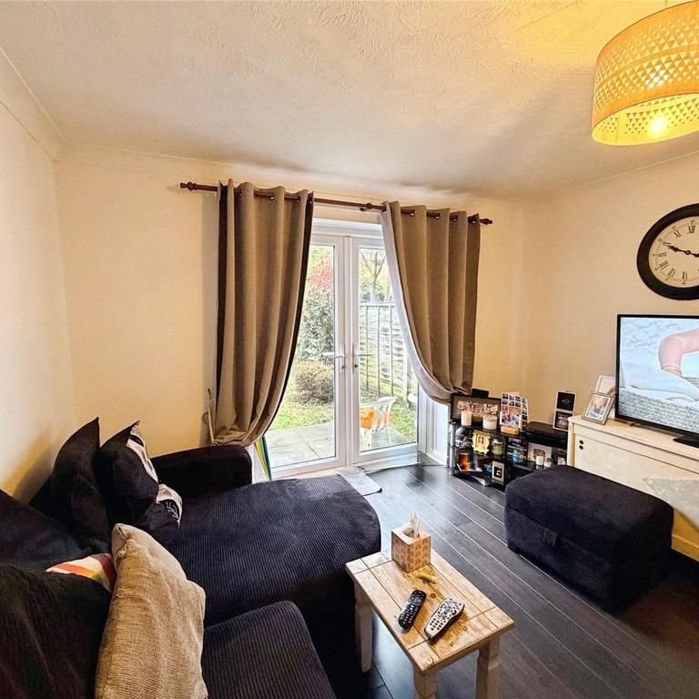 2 bedroom house to rent - Photo 1