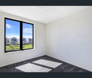 Perfect Location - Photo 2