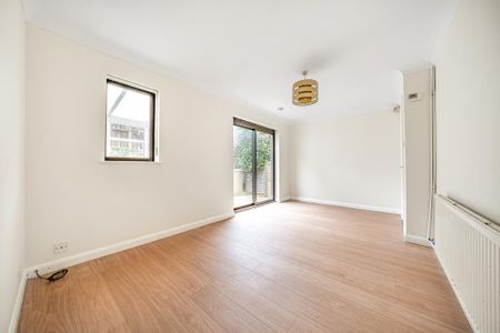 2 bedroom semi-detached house to rent - Photo 2