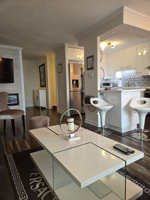 For Lease - 355 Rathburn Road Unit# 704, Mississauga, Ontario - Photo 1