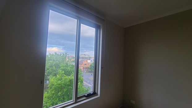 Moonee Ponds - Photo 1