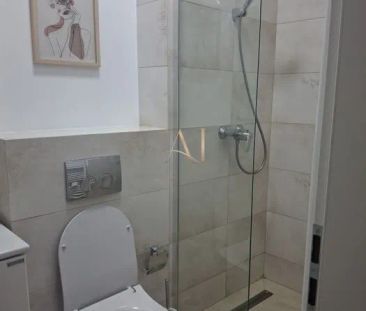 Apartament cu 3 camere de închiriat, modern mobilat la Concept 9. - Photo 5