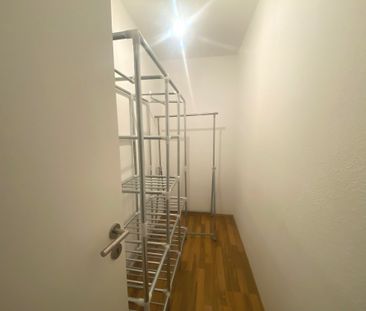 Sonnige Terrassenwohnung mit Grün sucht Nachmieter ! - Photo 5