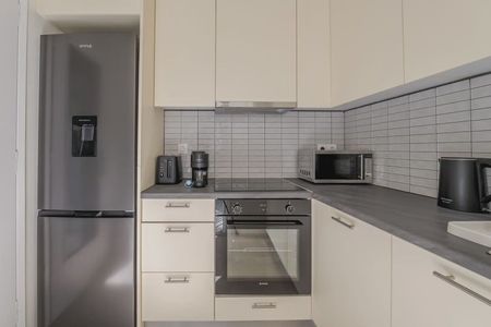 Διαμέρισμα για ενοικίαση Κολωνάκι - Λυκαβηττός - Photo 2