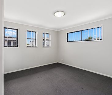 2/5 Blake Street, Wilsonton QLD 4350 - Apartment For Rent | Domain - Photo 3