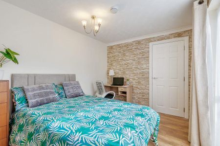 4 bedroom terraced house to rent - Photo 4